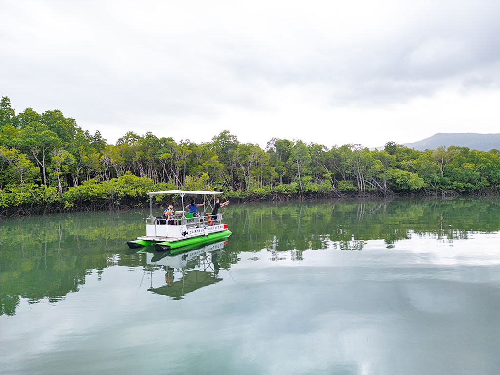 Cairns Boat Hire - Anchor