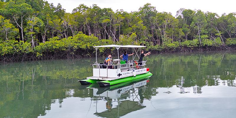 cairns boat hire pontoon
