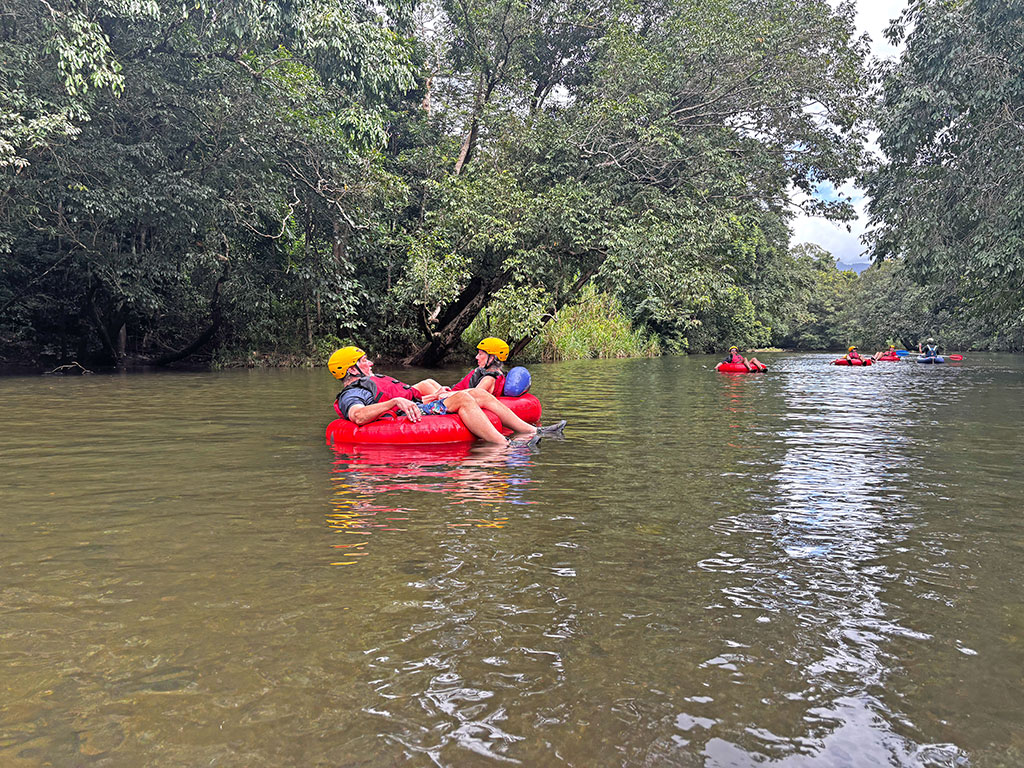 Cairns River Tubing - Cruise