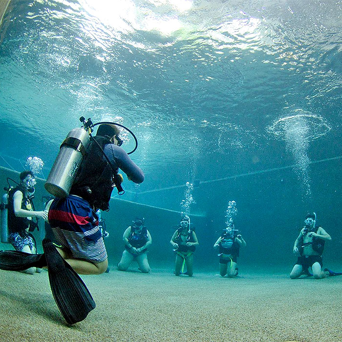 DD - Liveaboard Dive Course - Pool Session