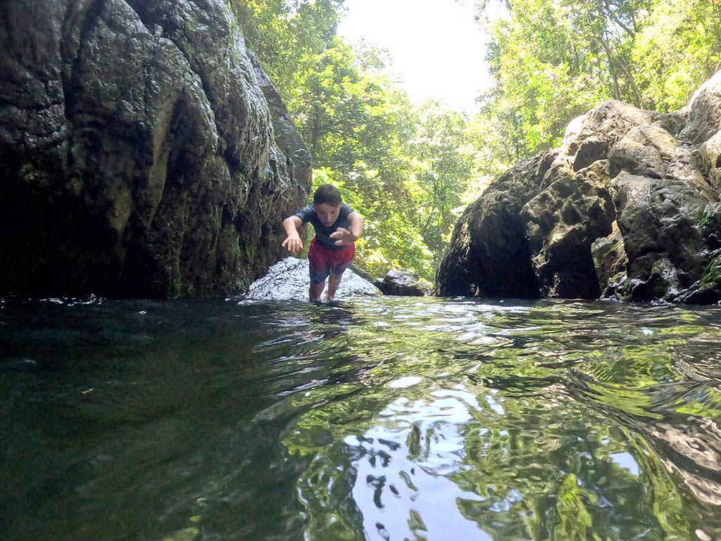 Fairy Falls - Diving