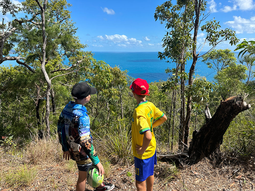 Fitzroy Island Walk - Kid
