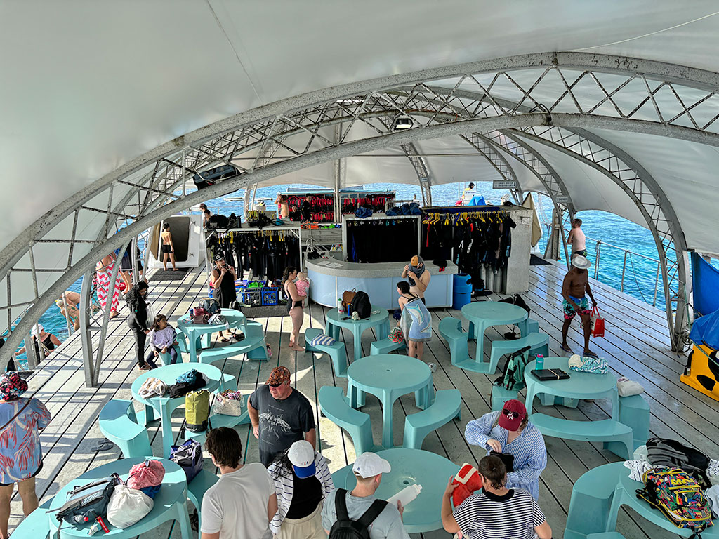 Great Adventures - Pontoon