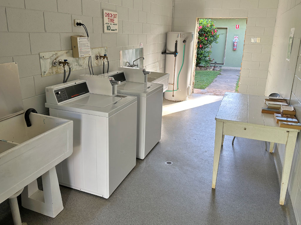 Innot Hot Springs - Laundry