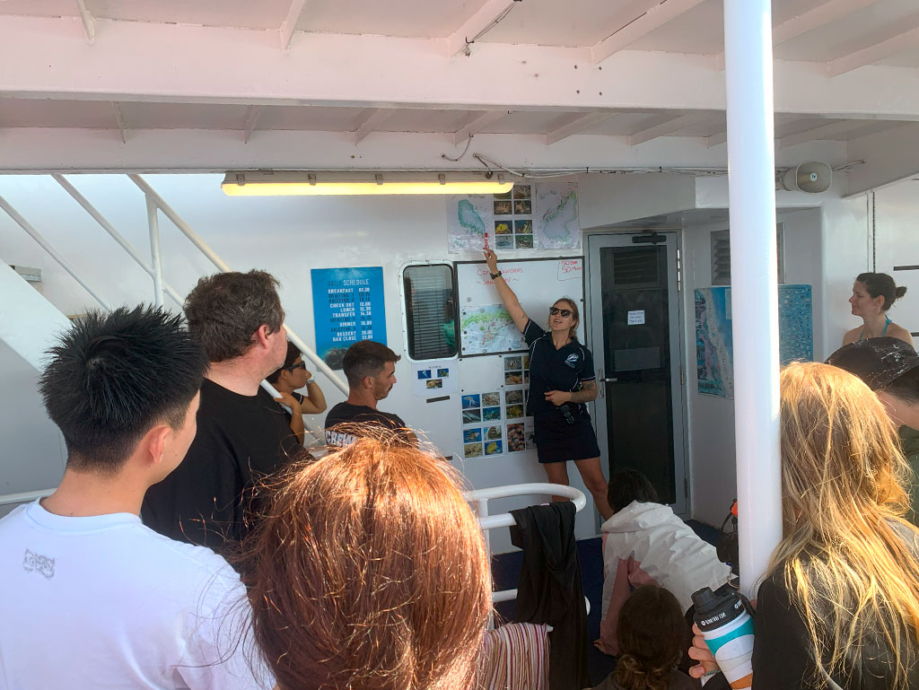 OceanQuest Review - Dive Briefing