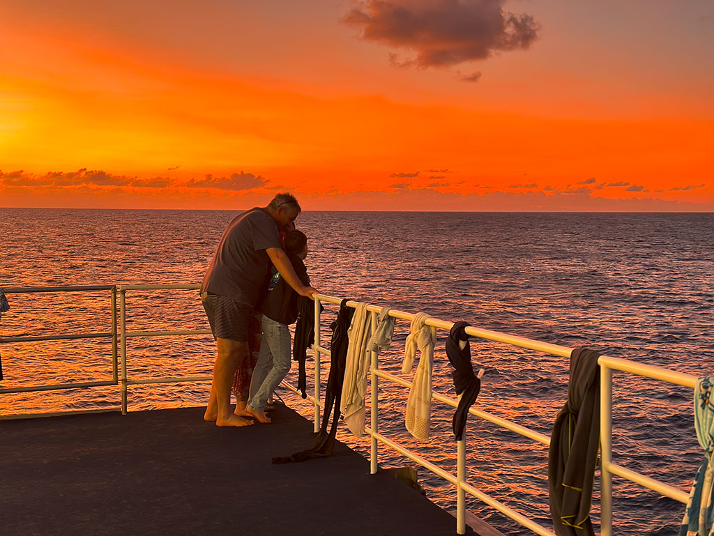 OceanQuest Review - Sunset
