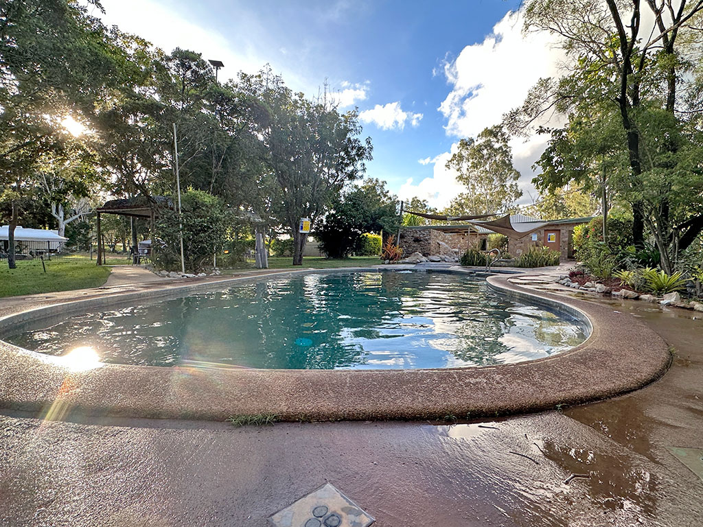 Pool Innot Hot Springs
