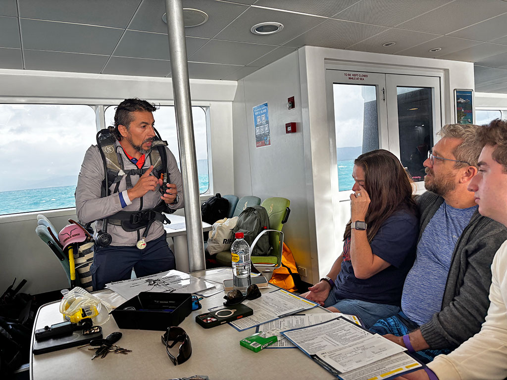 Sunlover Introductory Diving - Instruction