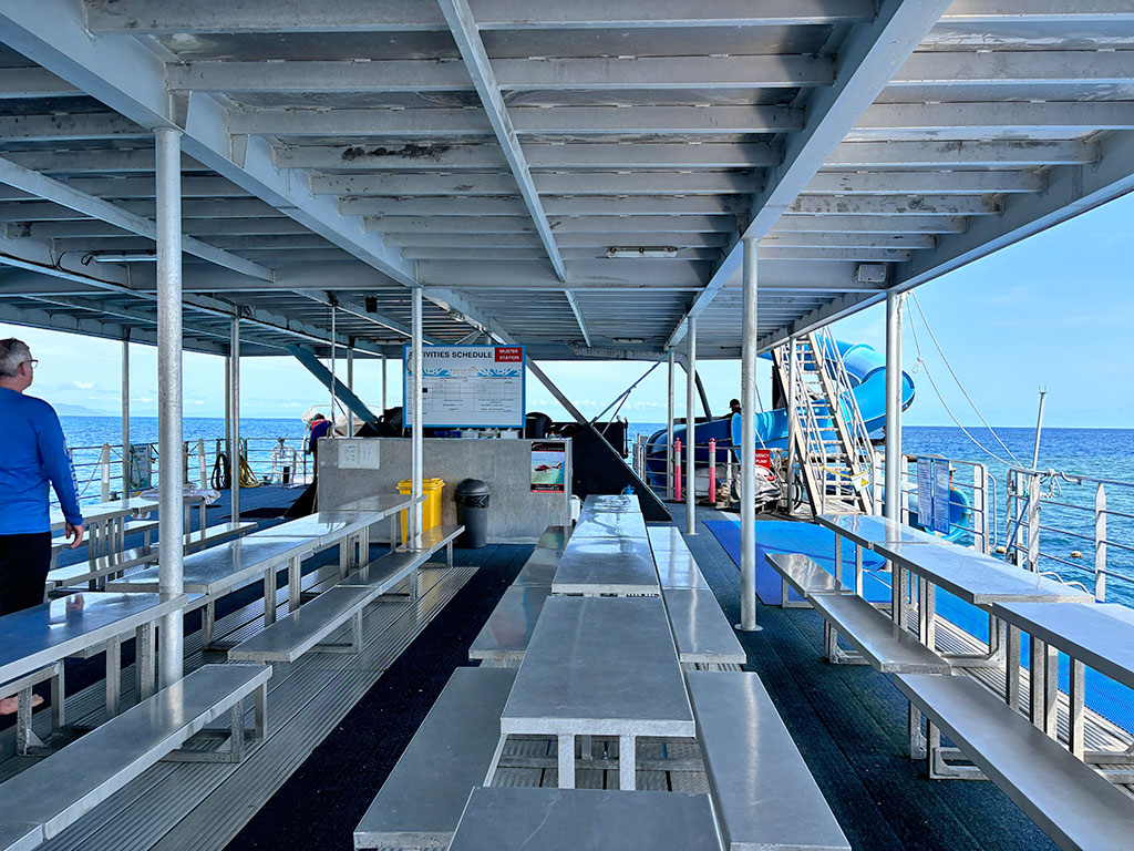 Sunlover  Reef & Fitzroy - Pontoon