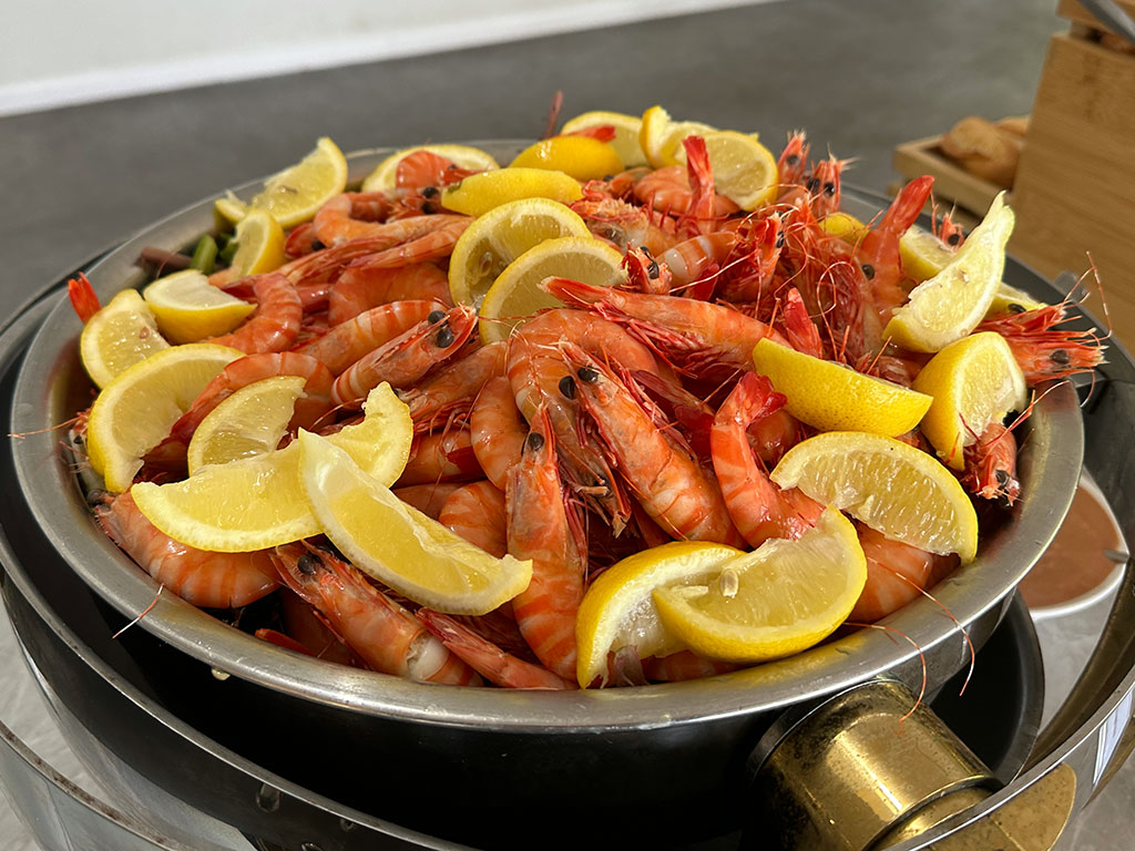 Sunlover  Reef & Fitzroy - Prawns